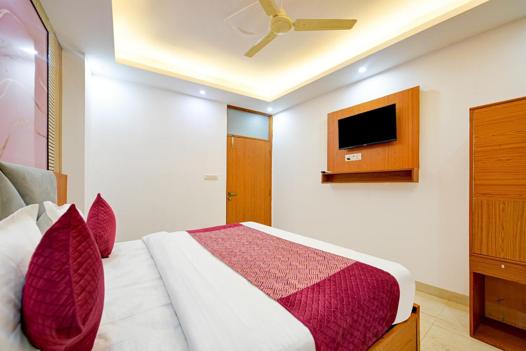 Airport Hotel Kiara - New Delhi Airport 外观 照片