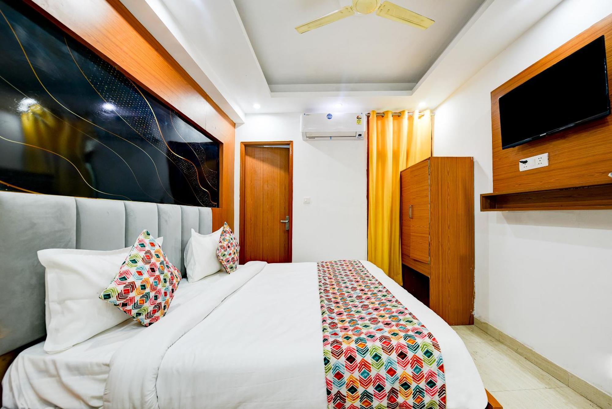 Airport Hotel Kiara - New Delhi Airport 外观 照片