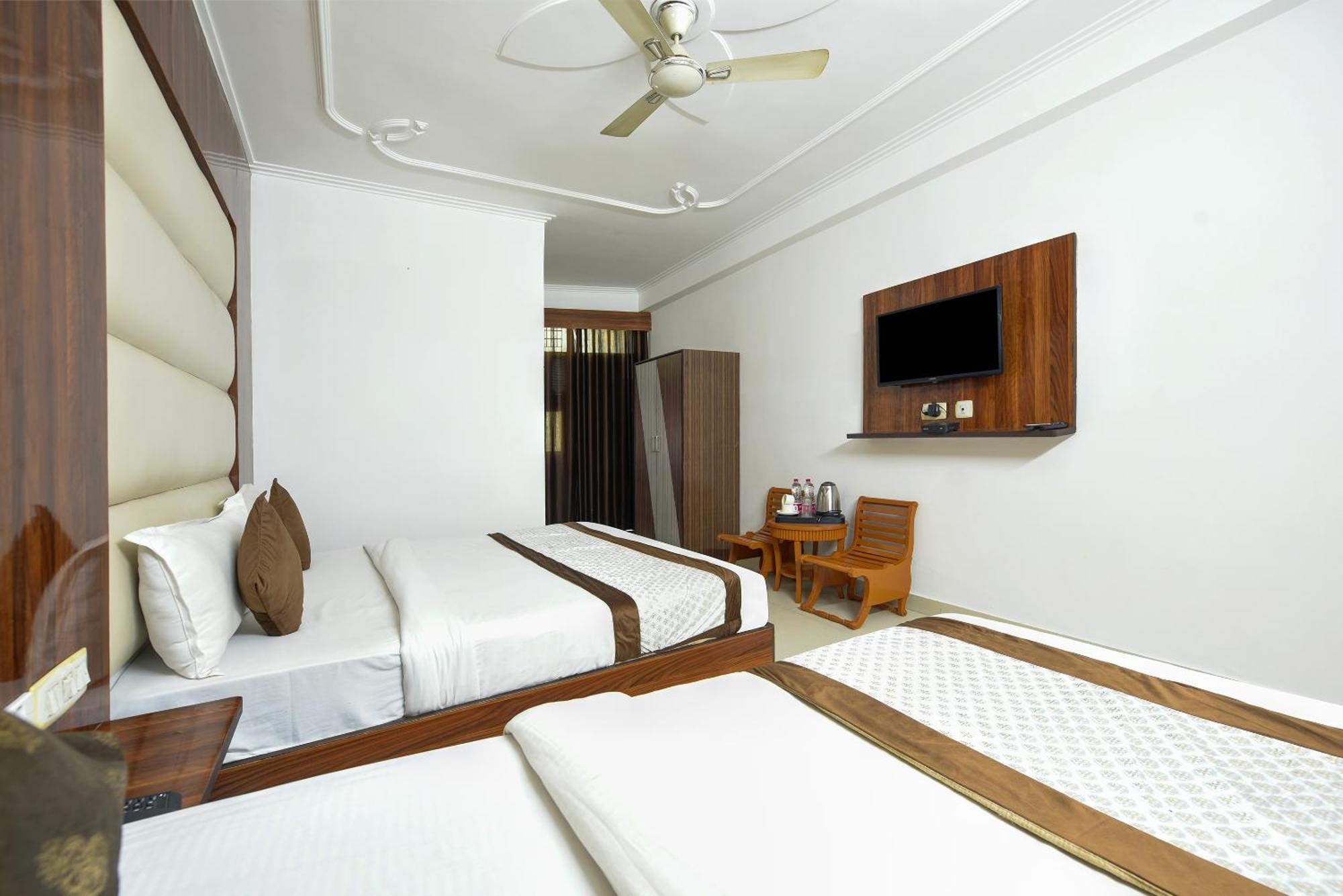 Airport Hotel Kiara - New Delhi Airport 外观 照片