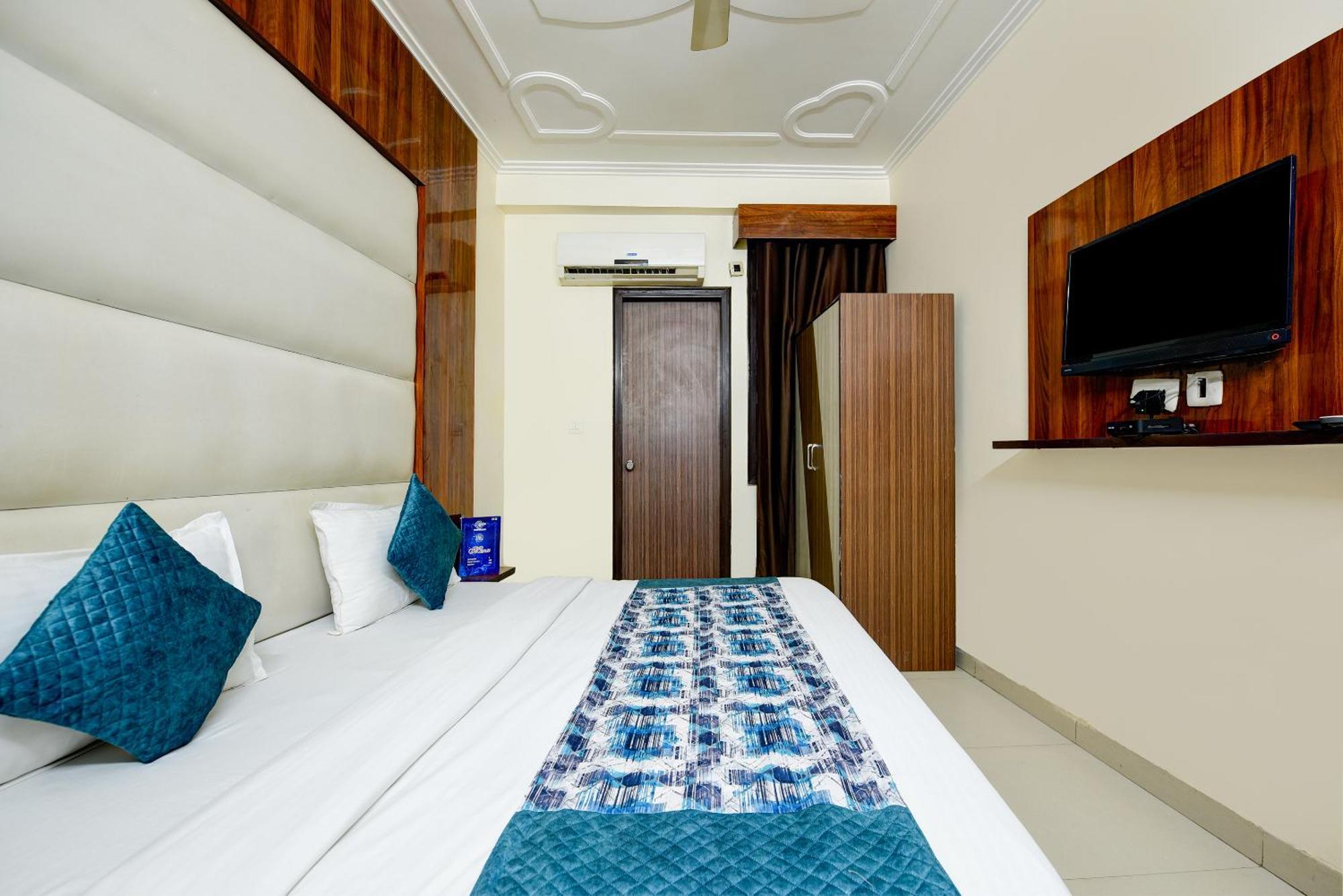Airport Hotel Kiara - New Delhi Airport 外观 照片