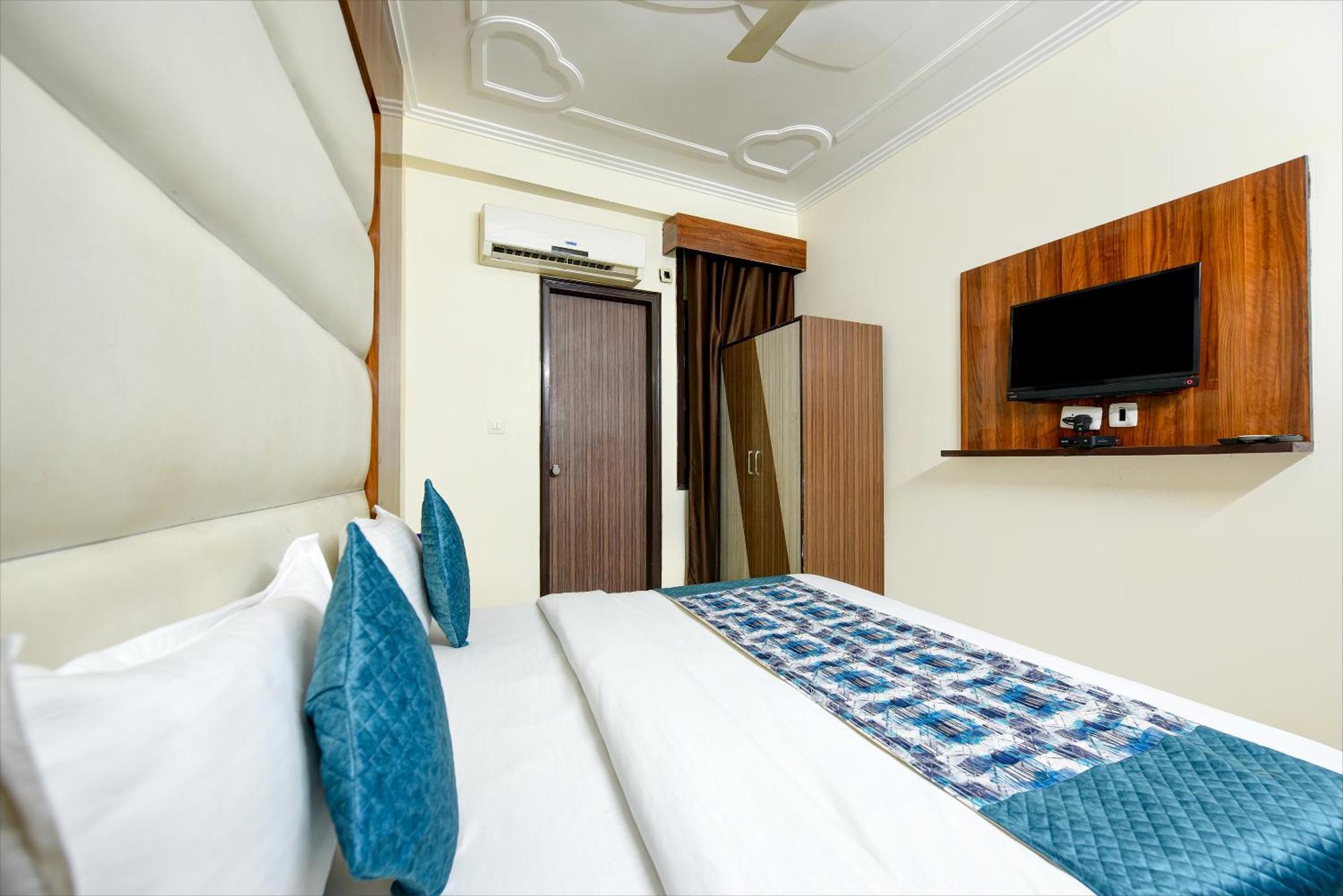 Airport Hotel Kiara - New Delhi Airport 外观 照片