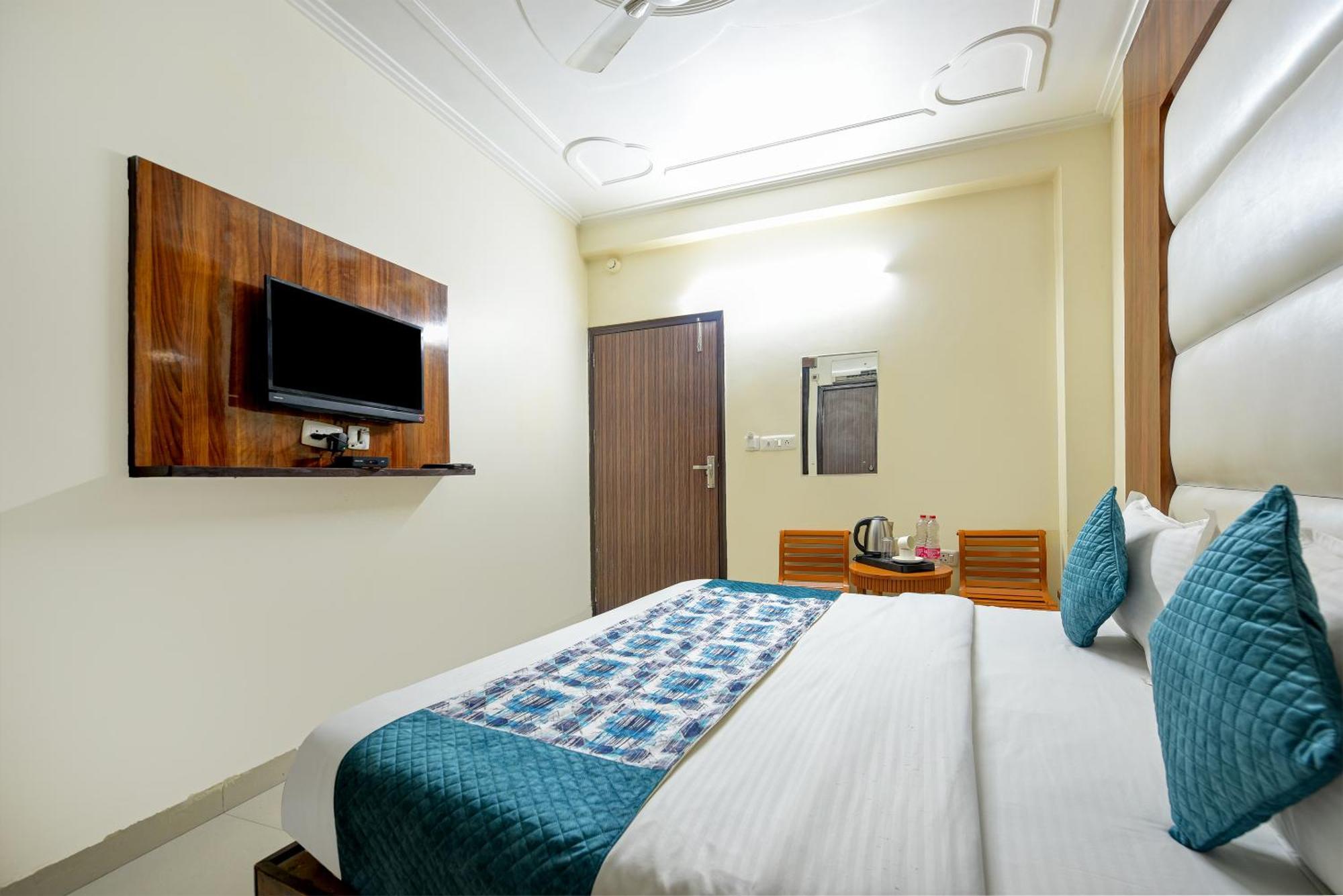 Airport Hotel Kiara - New Delhi Airport 外观 照片