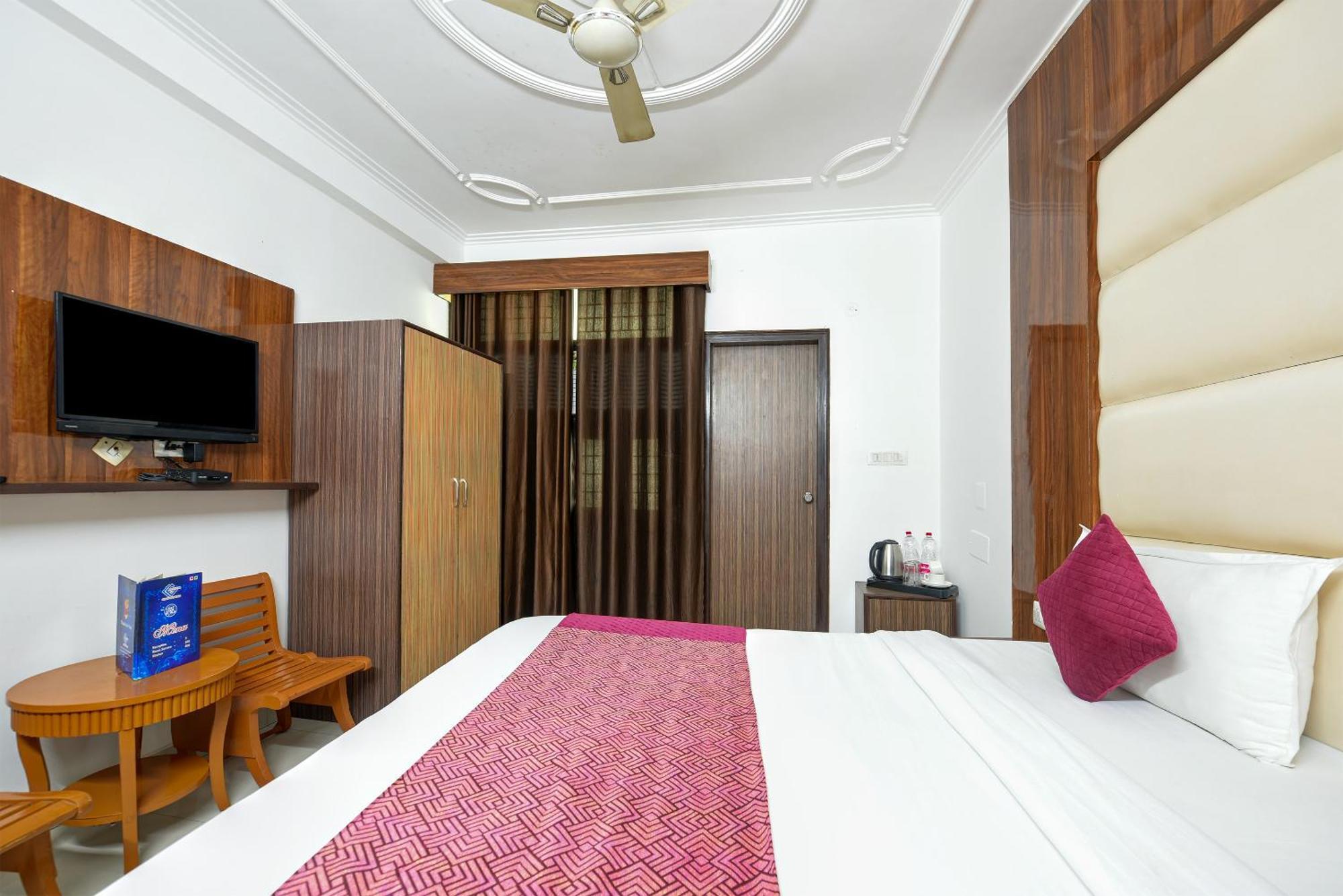 Airport Hotel Kiara - New Delhi Airport 外观 照片